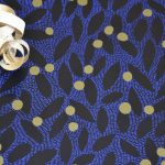Rouleau Papier cadeau couché à motifs fantaisie bleu nuit noir et doré rouleaux de 70cmx25m Recyclable Compostable Fabriqué en France Emballages pour les Commerces et les Boutiques