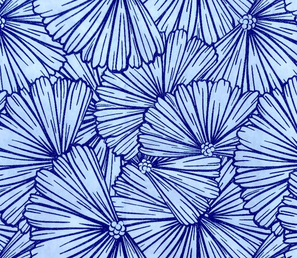 Motif fleurs éventails bleu