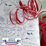 Rouleau de papier cadeau attrape rêve bleu et blanc Fabriqué en France Recyclable Colorier Pour les Professionnels
