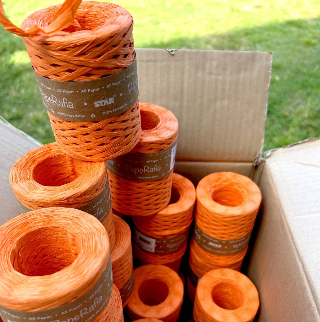 Bobine de raphia en papier Polyraphia en papier kraft Nouveauté 2024 ! Orange 20mmx200m Recyclable Pour les Commerces et les Boutiques Emballages Cadeau Fabriqué en Italie